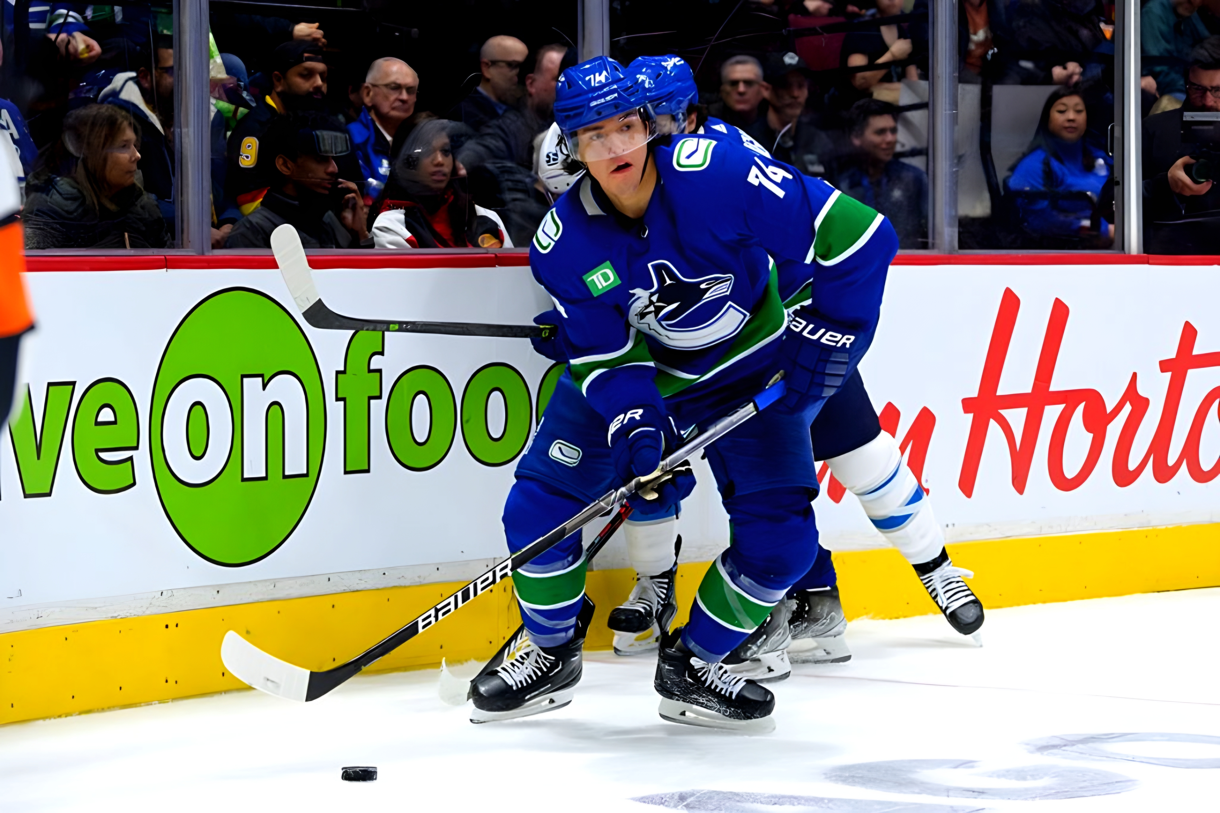 Report: Canucks D Ethan Bear to have shoulder surgery
